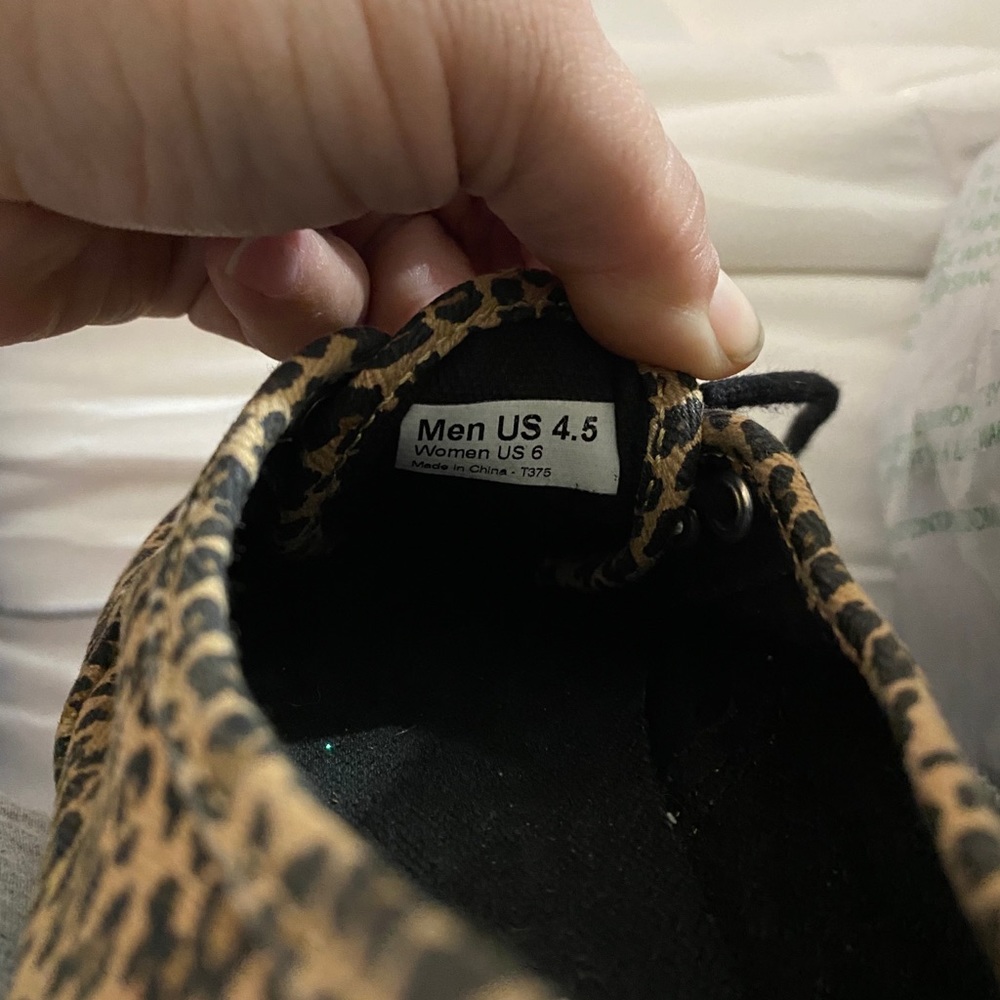 Cheetah print vans - Picture 5 of 6